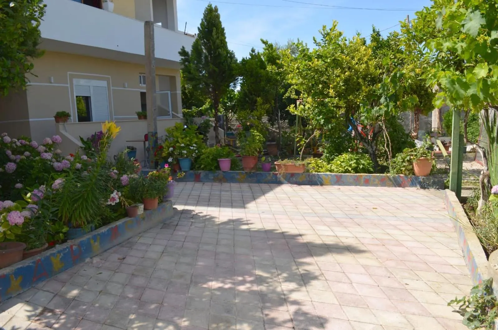 Vila Sinomati Vlore 0*,  Albania