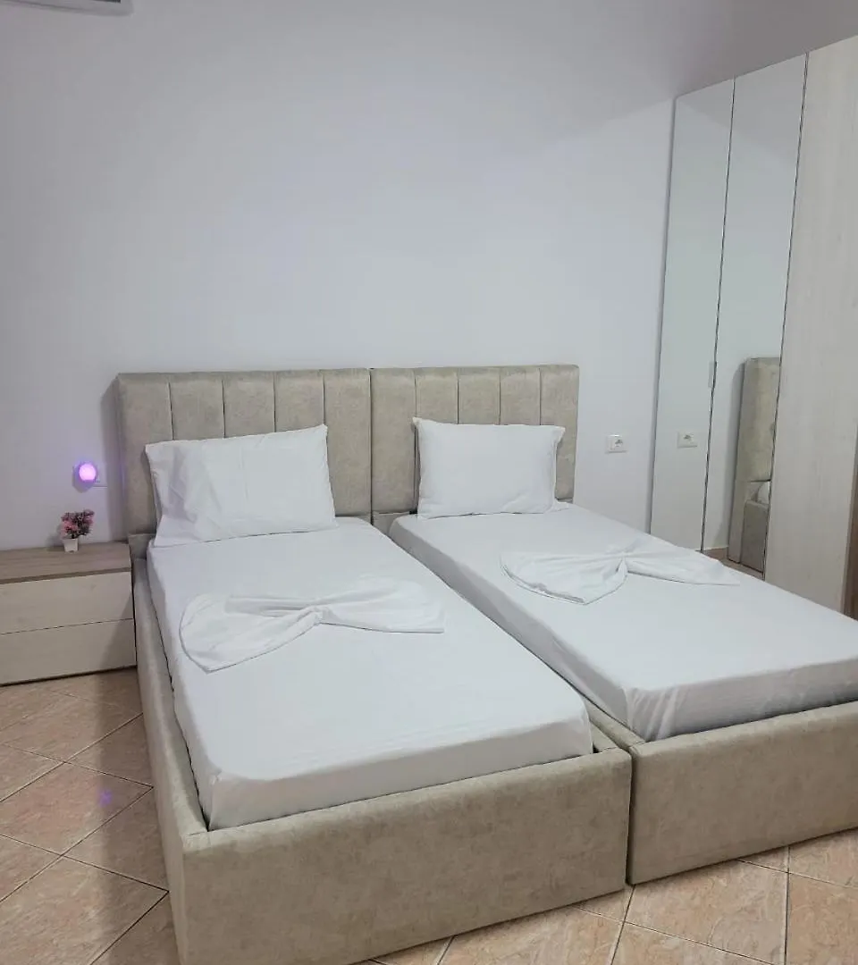 Vila Sinomati Vlorë 0*,